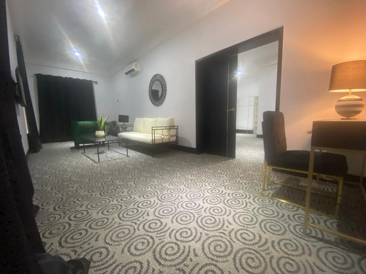 Muse Boutique Hotel Enugu Kültér fotó