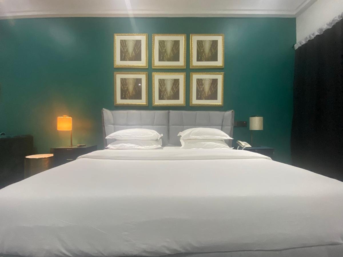 Muse Boutique Hotel Enugu Kültér fotó